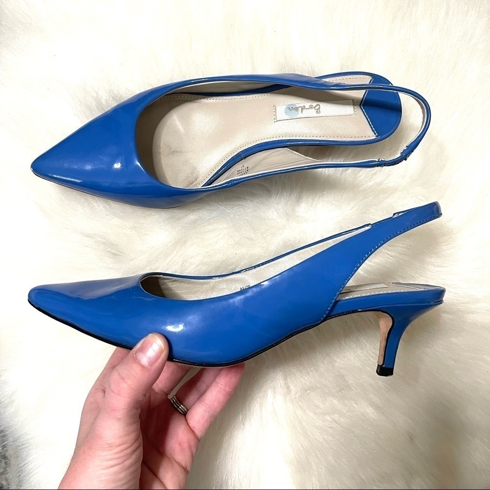 Vintage Boden electric blue patent leather kitten heels